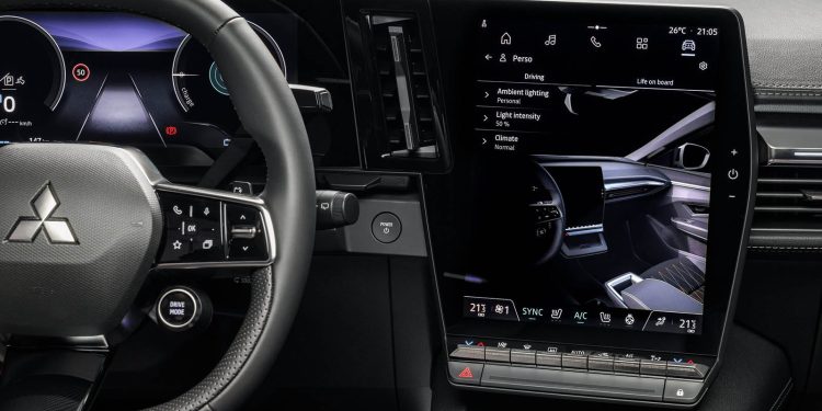 Mitsubishi Google Gemini pantalla