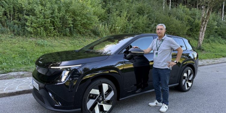skoda peaq