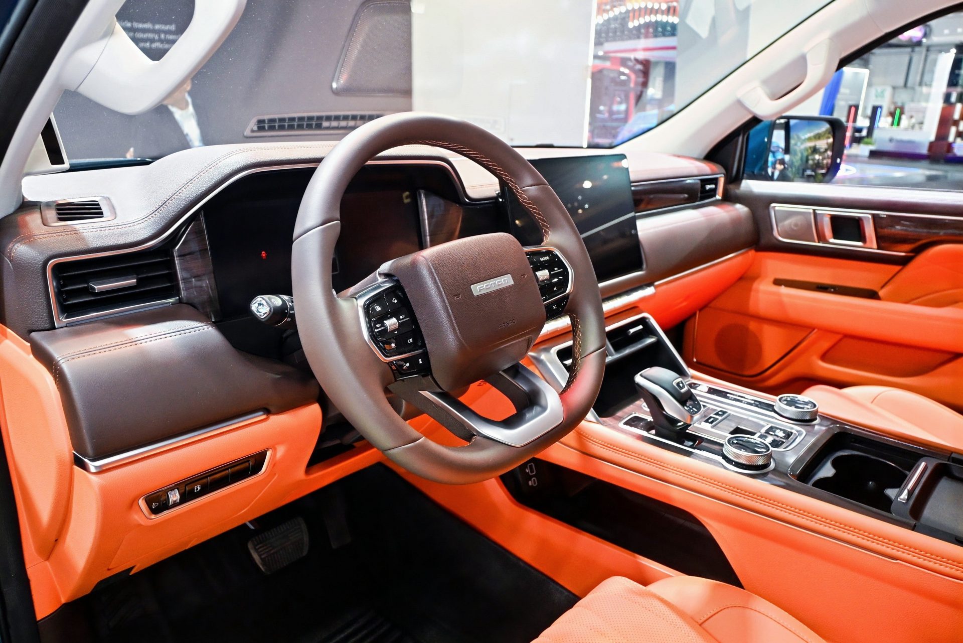 Tunland V9 PHEV