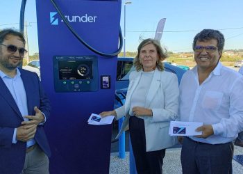 Zunder hace historia en Portugal inaugurando la primera estación de recarga ultrarrápida con cargadores para vehículos pesados