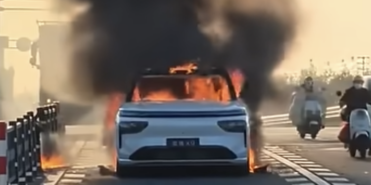 Epicland X9 EREV ardiendo