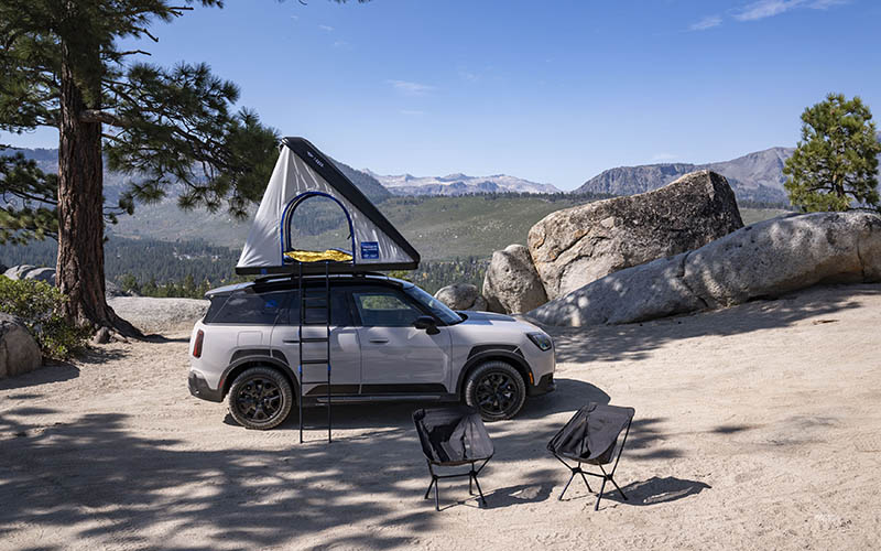MINI Countryman Untamed Edition con tienda